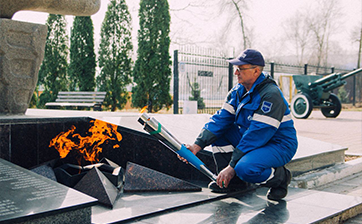 «Газпром газораспределение Самара» провёл техническое обслуживание мемориала Вечного огня в Жигулёвске